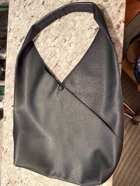 Stelen Bag